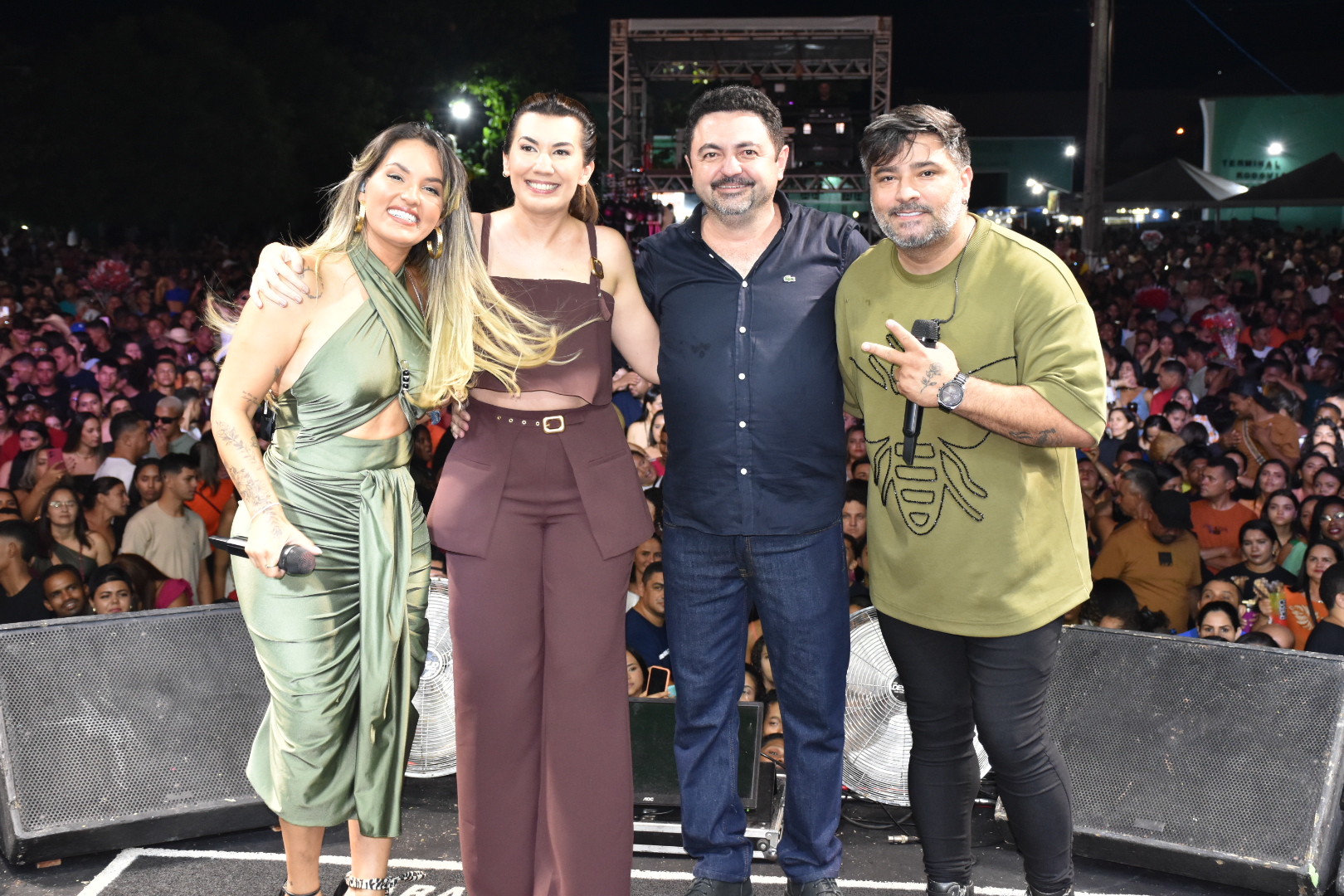 Primeira noite do Festival de Cultura de Santa Cruz do Piauí é sucesso de público